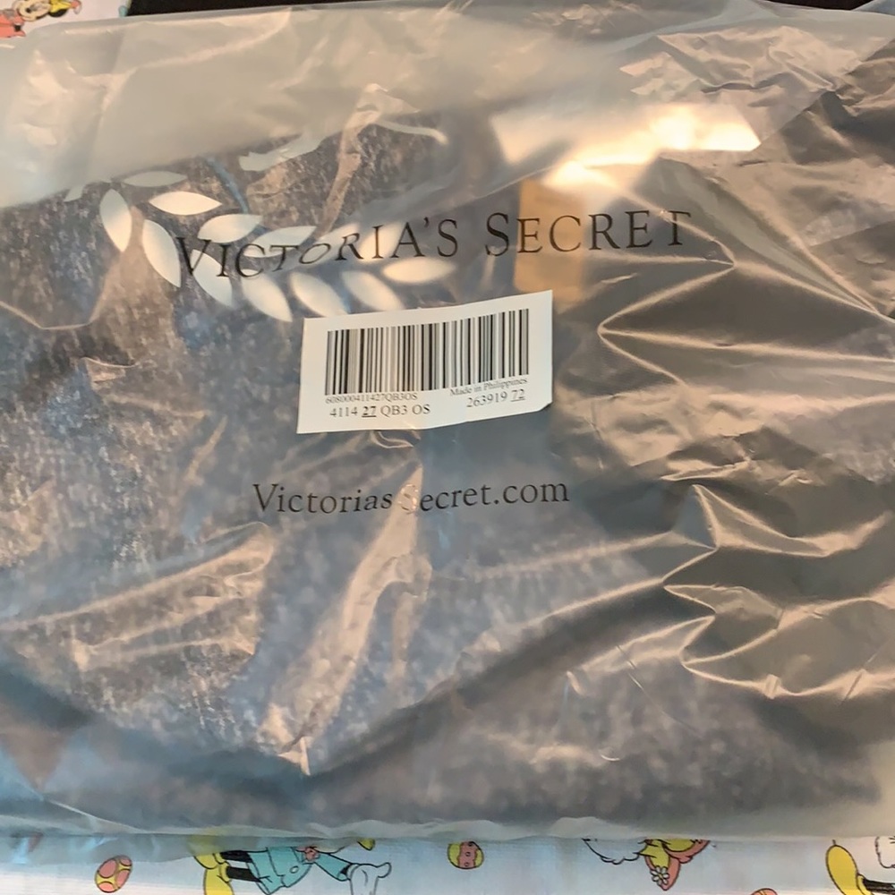 Brand new with tags large pink tote never used - Picture 9 of 10